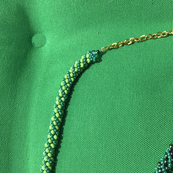 Green Blue Necklace - Picture 4 of 4